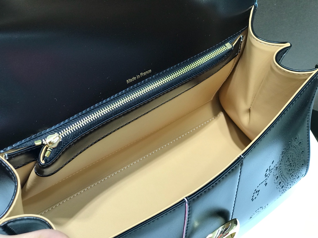 델보 브리앙 미니 캐시미어 박스백